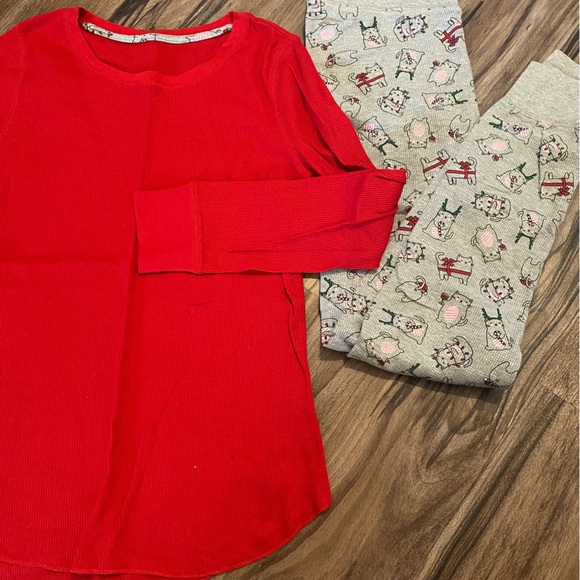 Pajama set - Picture 1 of 2